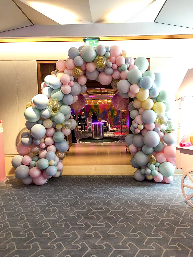Bubblegum Balloons with Les Enfants Party (2)