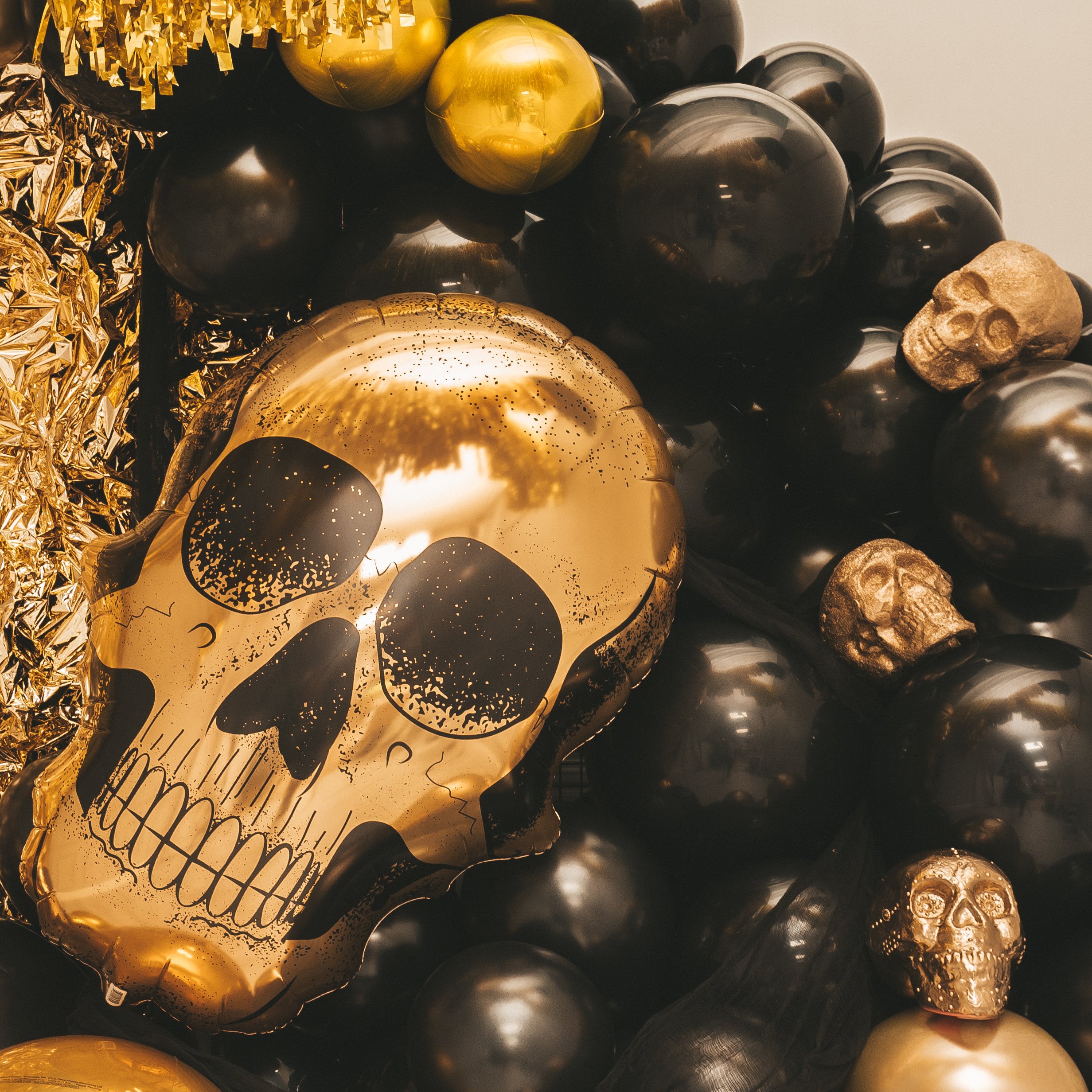 high-res-halloween-gold-skull-install-8-2