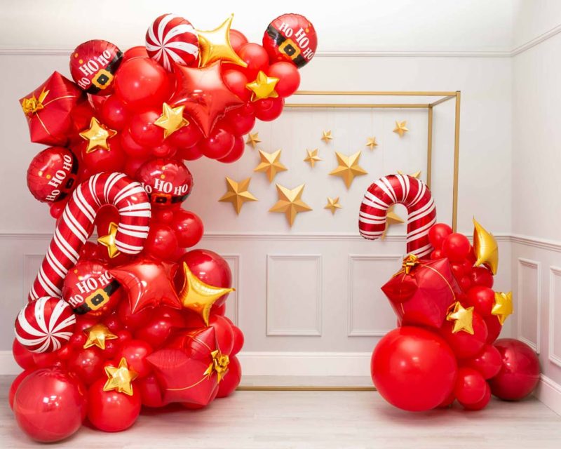 lowres-christmas-red-balloon-installation-1 (1)