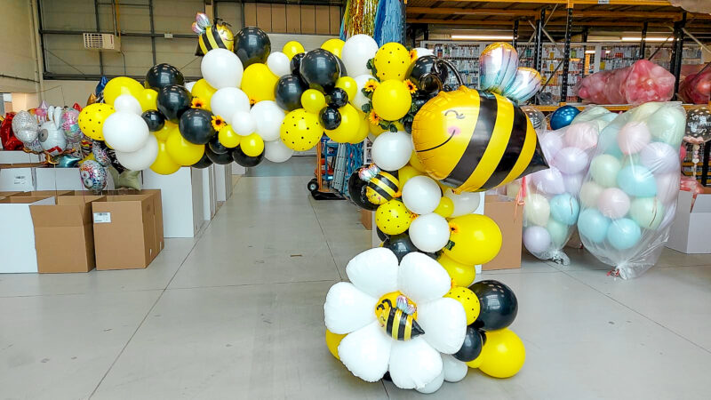Bumble Bee Party Balloons
