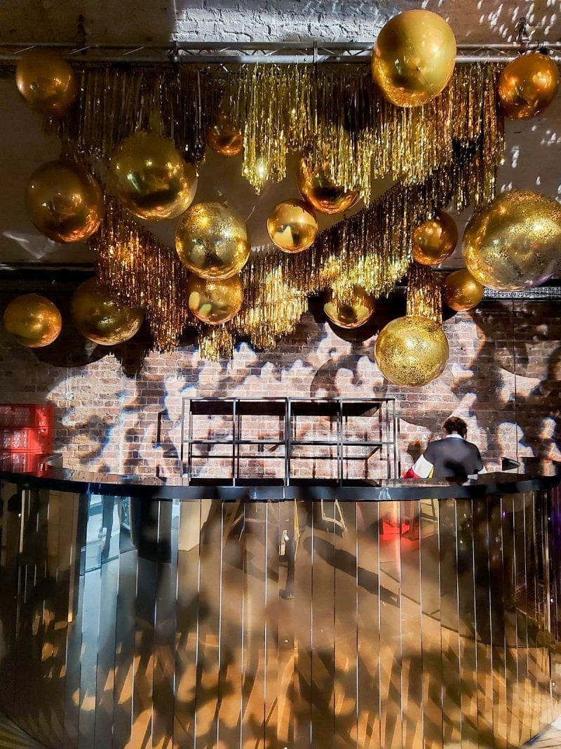 Social Pantry - Shoreditch Studios - Gold Mylar Giants & Tassel (18)