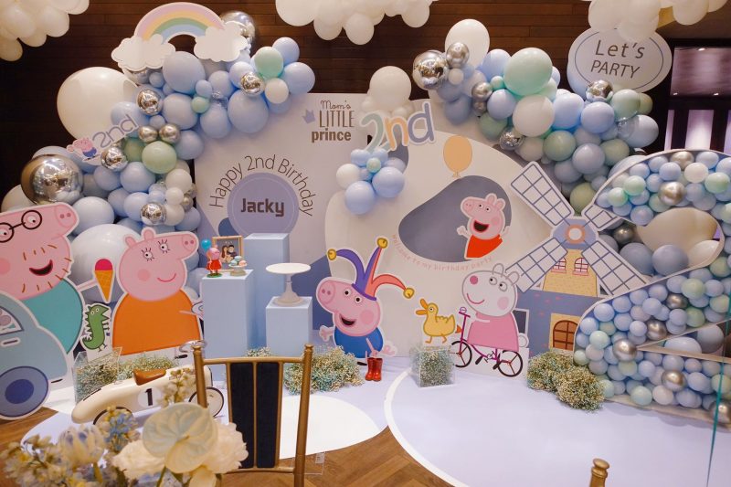 Peppa Pig - Baby Blue 2nd Birthday - The Moment - Serpentine Suite One Hyde Park - professional pics (5)
