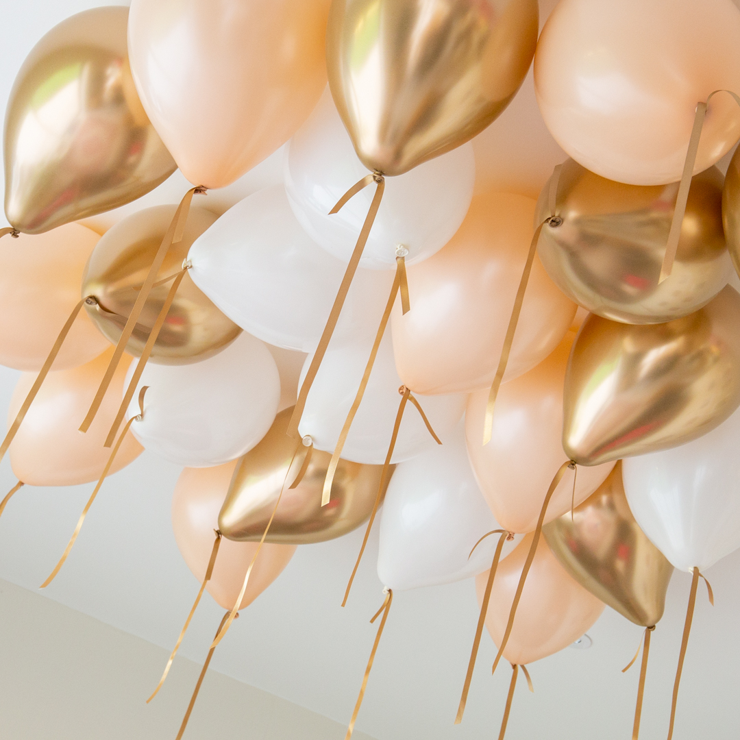 Cream Chrome Helium Ceiling Balloons (2)